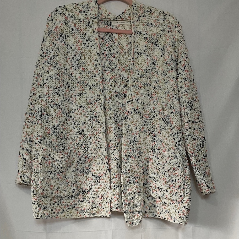 Moon & Madison Speckled Knit Cardigan